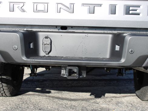 New 2026 Nissan Frontier SV image 5