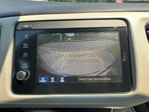 Used 2021 Honda HR-V EX image 15