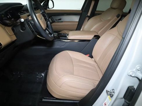 Certified 2024 Land Rover Range Rover Sport SE AWD/4WD image 17