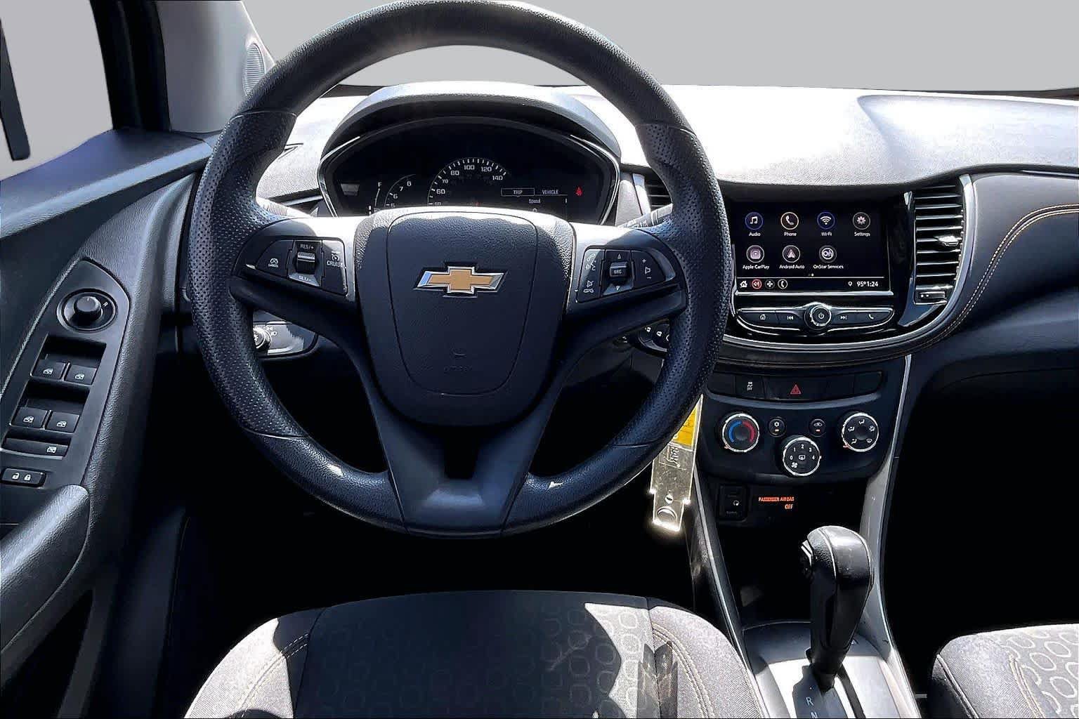 Used 2020 Chevrolet Trax LS w/ Tint and Cruise Package AWD/4WD image 6