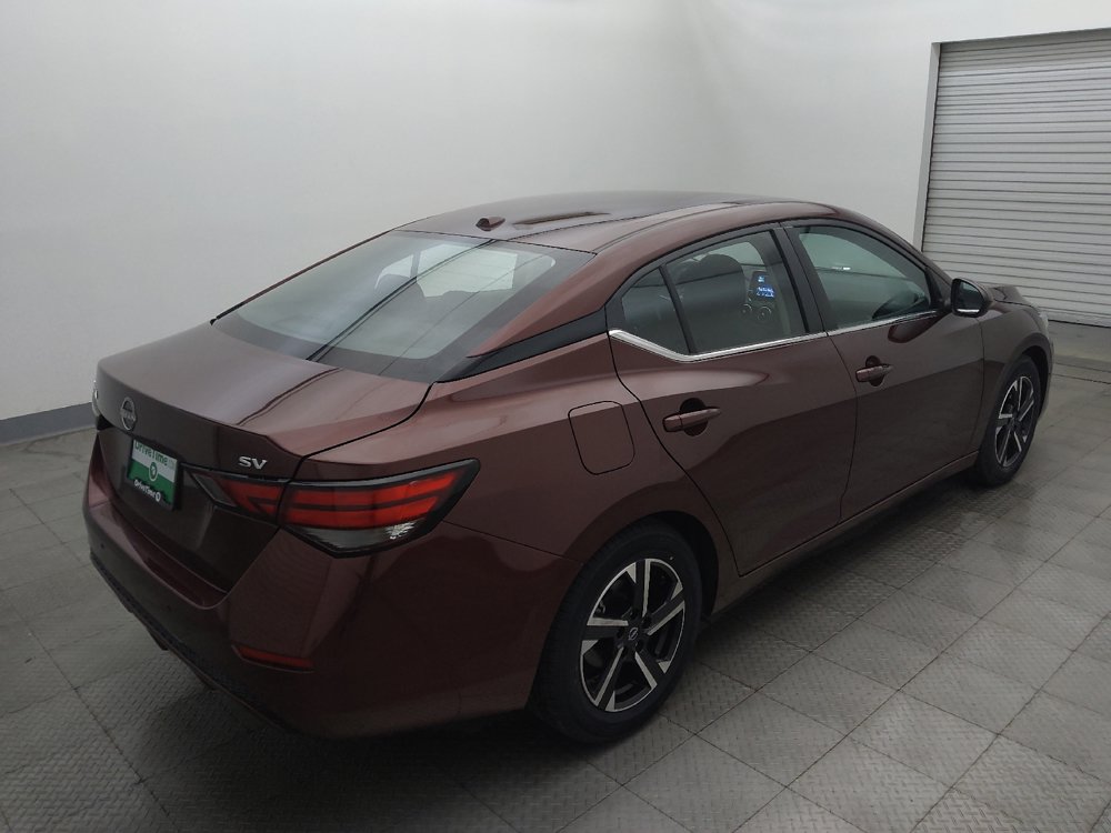 Used 2024 Nissan Sentra SV FWD image 9