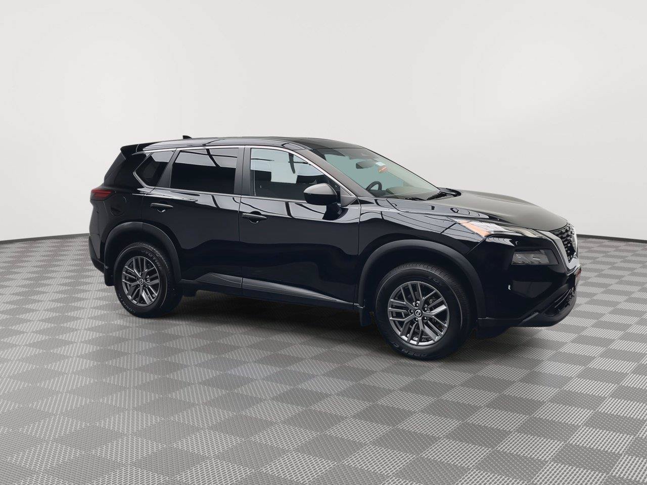 Used 2021 Nissan Rogue S AWD/4WD image 34