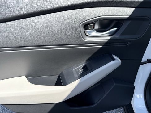 New 2025 Honda Accord SE image 34