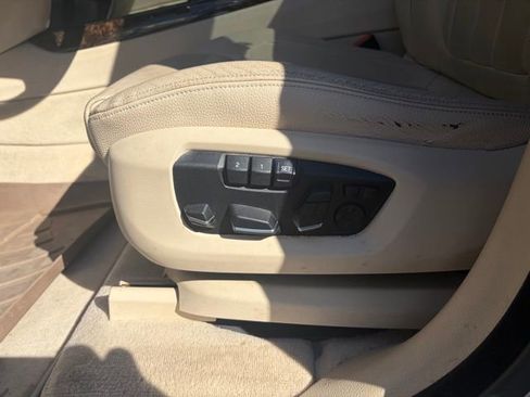 Used 2015 BMW X5 xDrive50i AWD/4WD image 34