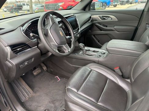 Used 2023 Chevrolet Traverse LT w/ LPO, Floor Liner Package image 10