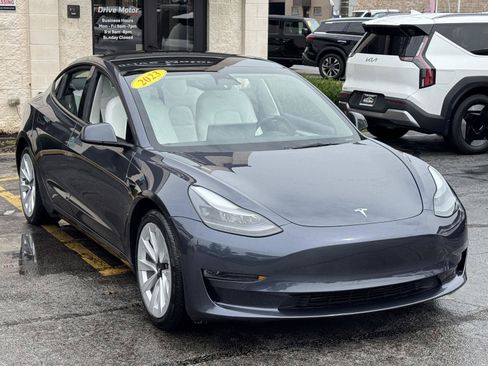 Used 2023 Tesla Model 3 Standard Range RWD image 14