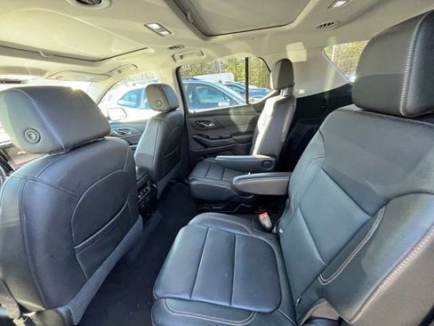 Used 2019 Chevrolet Traverse Premier w/ Driver Confidence II Package image 12
