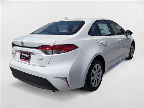 New 2025 Toyota Corolla LE FWD image 2