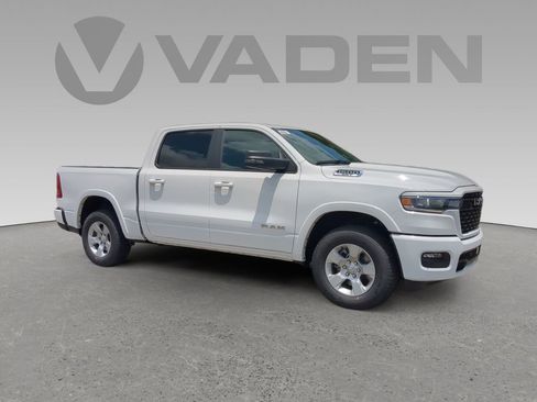 Used 2025 RAM 1500 Big Horn image 1