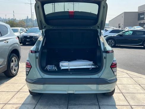 Certified 2024 Hyundai Kona SEL FWD image 12