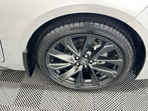 Used 2025 Toyota Corolla SE image 11