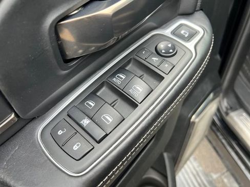 Used 2021 RAM 2500 Limited image 12