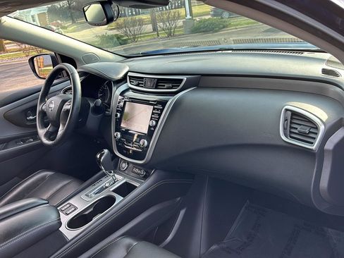 Used 2021 Nissan Murano SL w/ SL Moonroof Package image 18