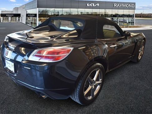 Used 2008 Saturn Sky Carbon Flash image 2