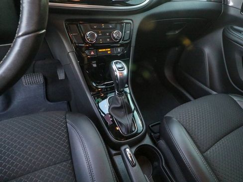 Certified 2022 Buick Encore Preferred w/ Safety Package image 20