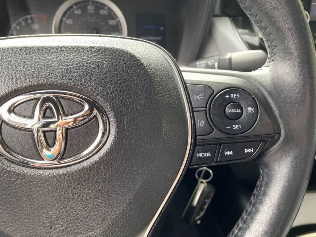Used 2020 Toyota Corolla SE FWD image 23