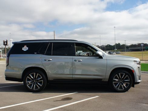 Used 2024 Cadillac Escalade Sport w/ Touring Package image 24