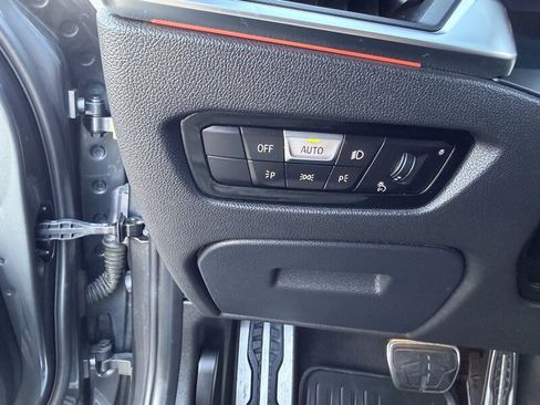 Used 2020 BMW M340i w/ Driving Assistance Package RWD image 9
