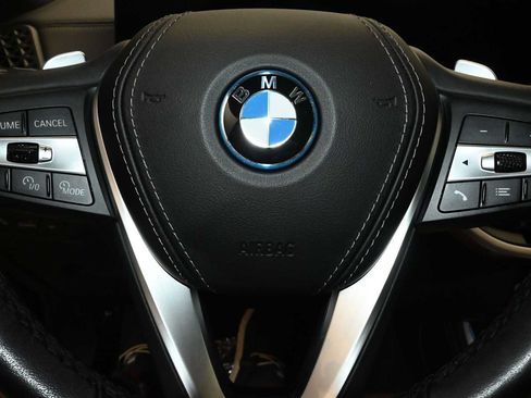 Used 2025 BMW X5 xDrive50e AWD/4WD image 20