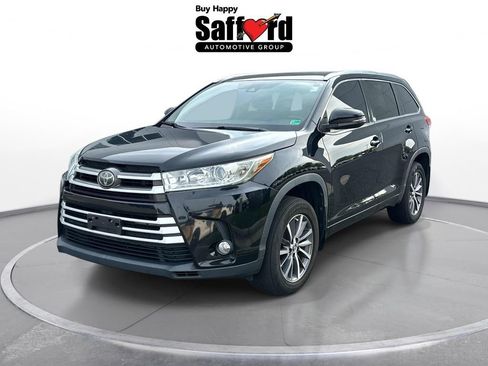 Used 2018 Toyota Highlander XLE AWD/4WD image 1