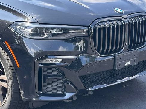 Used 2021 BMW X7 xDrive40i w/ M Sport Package AWD/4WD image 2