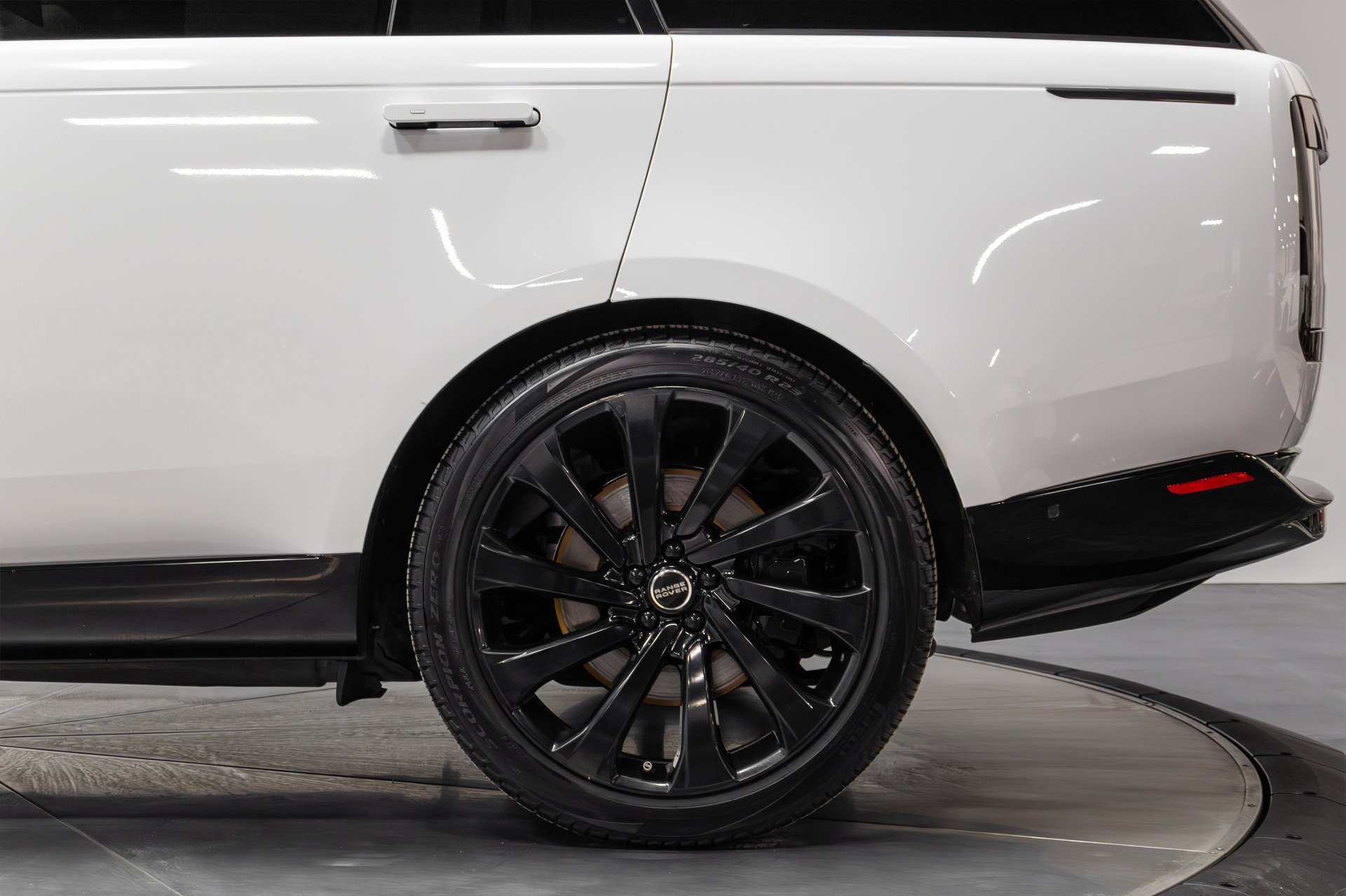 Used 2023 Land Rover Range Rover Long Wheelbase Autobiography AWD/4WD image 41