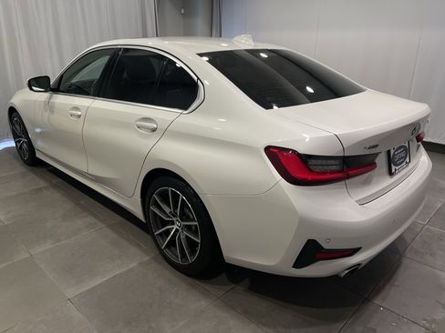 Used 2020 BMW 330i xDrive Sedan w/ Convenience Package AWD/4WD image 4