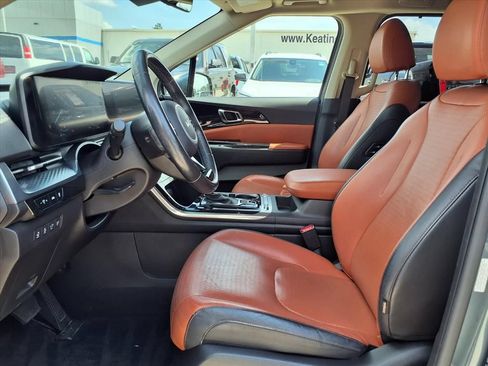 Used 2022 Kia Carnival SX Prestige FWD image 12