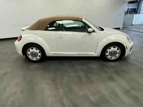 Used 2018 Volkswagen Beetle 2.0T Coast FWD image 15