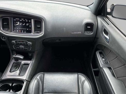 Used 2022 Dodge Charger GT w/ Blacktop Package image 15
