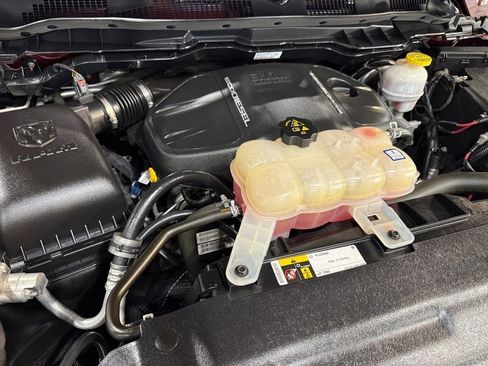 Used 2017 RAM 1500 Laramie image 41