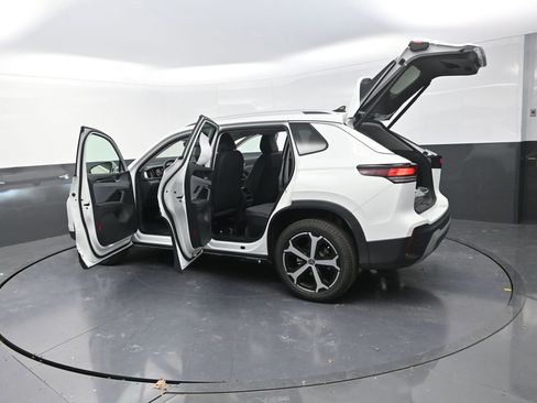 New 2026 Volkswagen Tiguan SE image 33