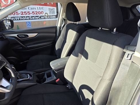 Used 2020 Nissan Rogue Sport S w/ Appearance Package image 8