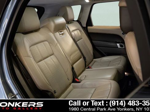 Used 2018 Land Rover Range Rover Sport HSE Dynamic image 23