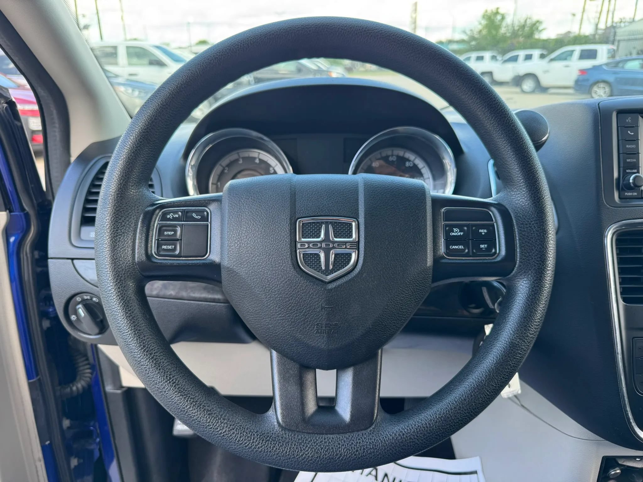 Used 2019 Dodge Grand Caravan SE w/ UConnect Hands-Free Group FWD image 44