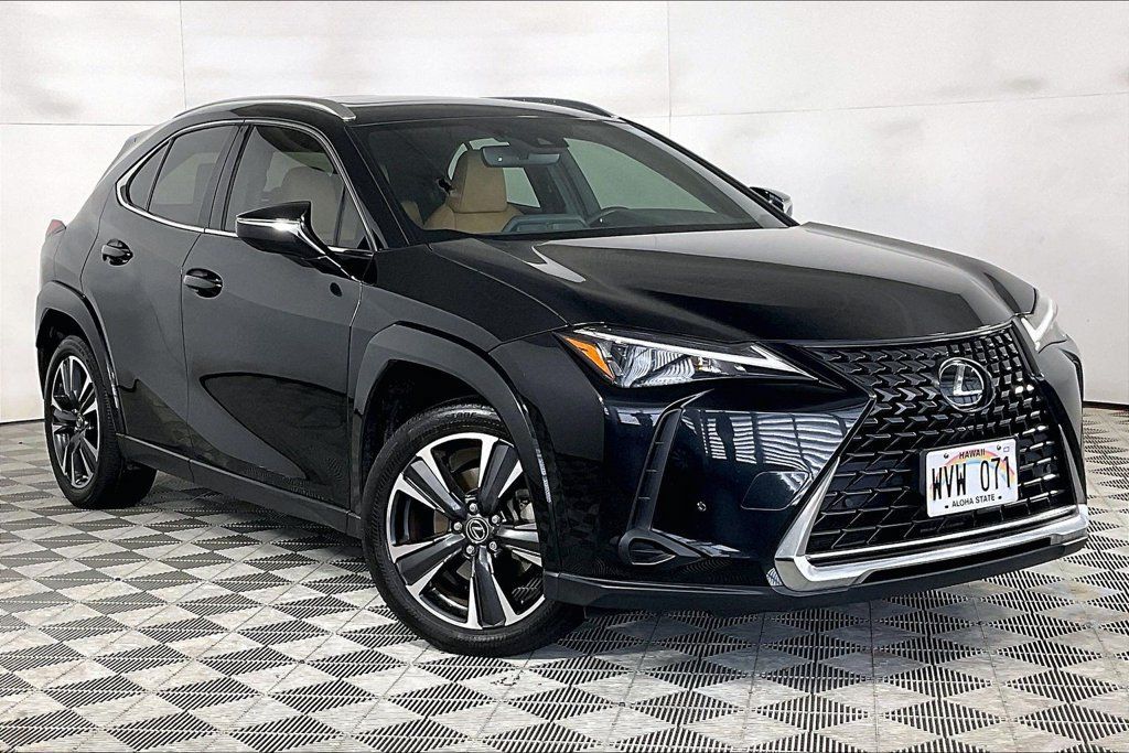 Used 2024 Lexus UX 250h FWD w/ Premium Package image 12