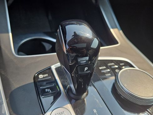 Used 2022 BMW X7 xDrive40i image 16