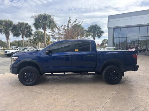 Used 2021 Nissan Titan PRO-4X w/ Pro-4x Convenience Package image 6