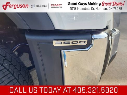 New 2026 GMC Sierra 3500 Pro AWD/4WD image 13