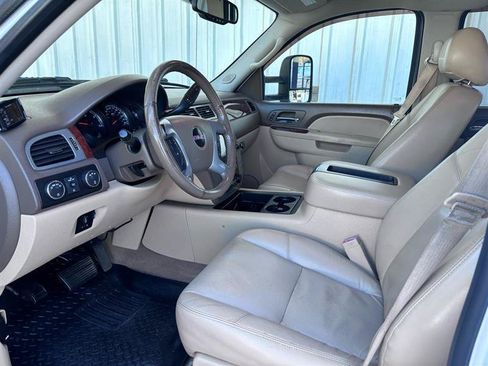 Used 2014 GMC Sierra 2500 SLT w/ SLT Convenience Package AWD/4WD image 18