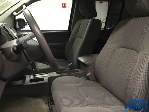Used 2015 Nissan Frontier SV AWD/4WD image 24