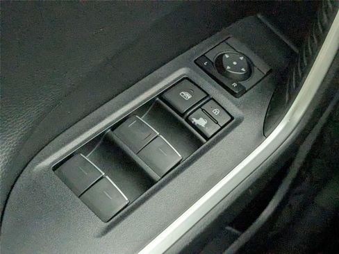 Certified 2022 Toyota RAV4 XSE AWD/4WD image 17