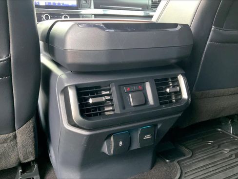 Used 2021 Ford F150 Lariat w/ Equipment Group 502A High AWD/4WD image 36