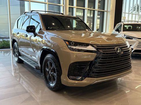 New 2026 Lexus LX 700h Overtrail AWD/4WD image 4