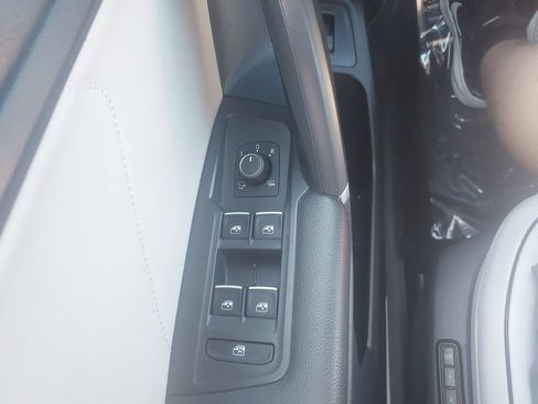 Used 2020 Volkswagen Tiguan SEL Premium R-Line AWD/4WD image 25