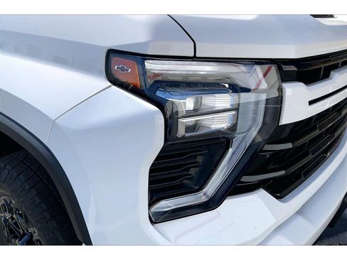 Used 2024 Chevrolet Silverado 2500 LT w/ Z71 Sport Edition image 24