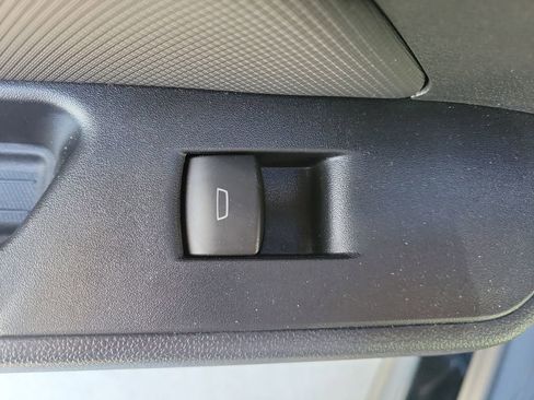 Used 2026 Chevrolet Equinox EV RS image 17