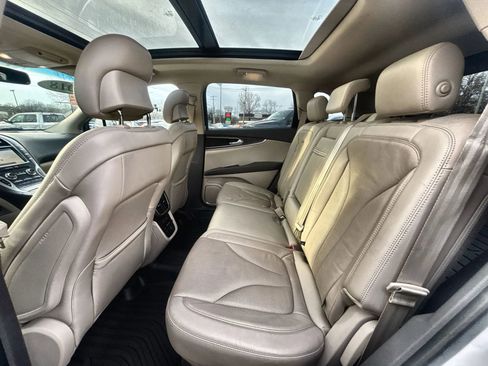 Used 2018 Lincoln MKX Reserve w/ Driver Assistance Package image 25