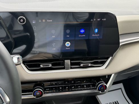 New 2026 Chevrolet Equinox LT w/ Convenience Package II FWD image 12