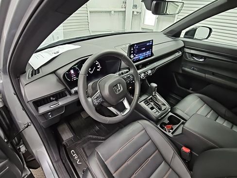 Used 2025 Honda CR-V Sport-L image 12